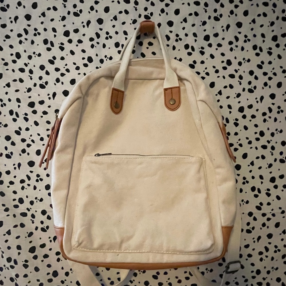 Universal Thread canvas Backpack